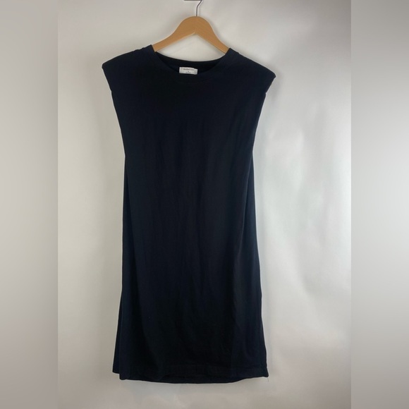 Babaton Aritzia Black Shoulder Pad Tee Shirt Dress Size Medium - Picture 2 of 11